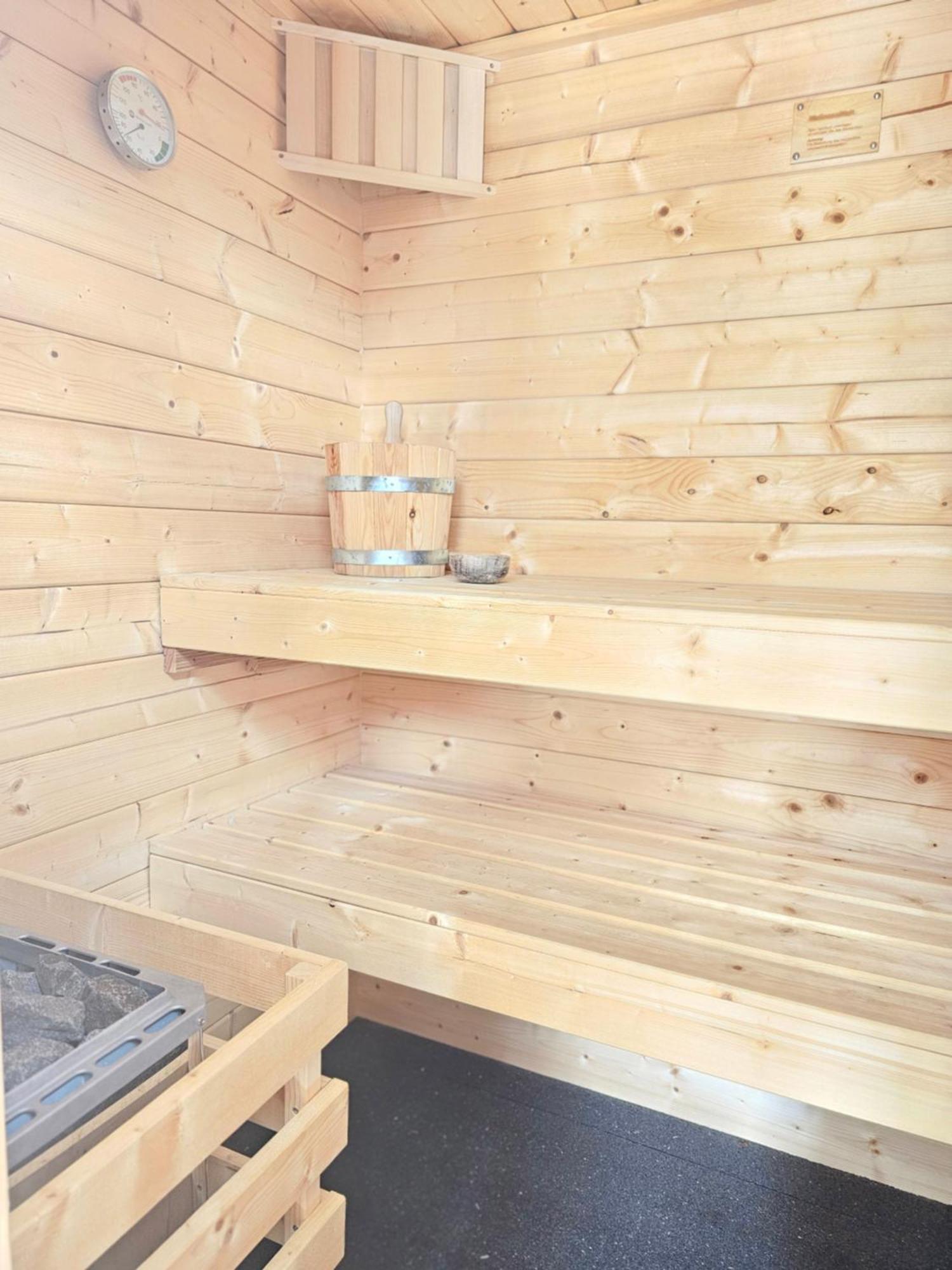 Black Forest I Sauna Auf Dem Balkon I Boxspring I Nespresso I Ausblick I Wasserfaelle Im Ort Todtnau Exterior foto